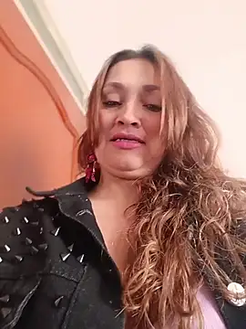 Snapshot of Alejandra_N chatting on 07-09-26, 04:55 Alejandra N online show from 07-09-26, 04:55