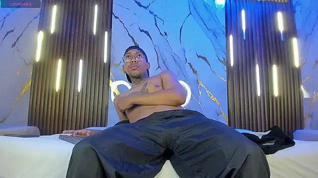 ThiagoBerry online show from 02-22-26, 11:20