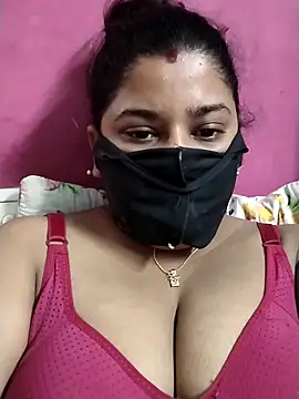 pinkisaha75 online show from 04-15-26, 12:28