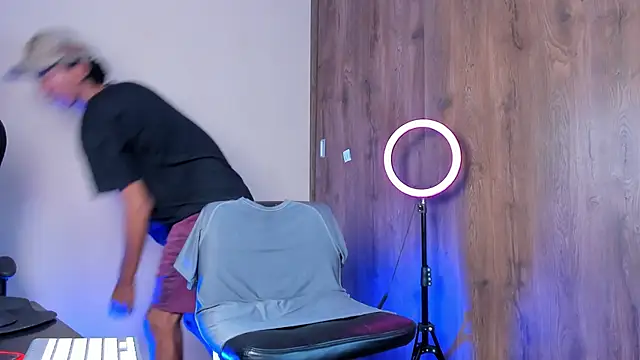 neitan miller  online show from 02-11-26, 05:40