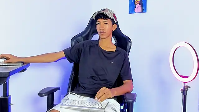 neitan miller  online show from 06-04-26, 01:39