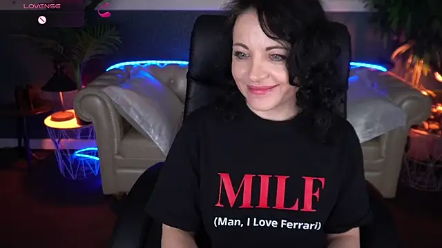 Dafni Monn online show from 03-31-26, 05:41