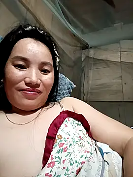 Snapshot of yu--yo chatting on 02-16-26, 09:55 yu--yo online show from 02-16-26, 09:55