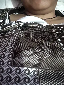 Snapshot of Nilam_cute chatting on 05-08-26, 04:23 Nilam cute online show from 05-08-26, 04:23
