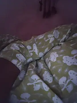 Snapshot of Nilam_cute chatting on 05-26-26, 09:16 Nilam cute online show from 05-26-26, 09:16
