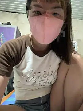 July-love online show from 02-18-26, 02:02