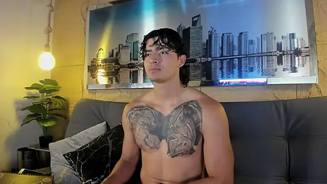 Snapshot of elliot_colton chatting on 07-16-26, 08:26 elliot colton online show from 07-16-26, 08:26