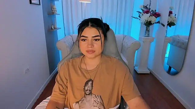 taylor smiith1 online show from 06-02-26, 05:09