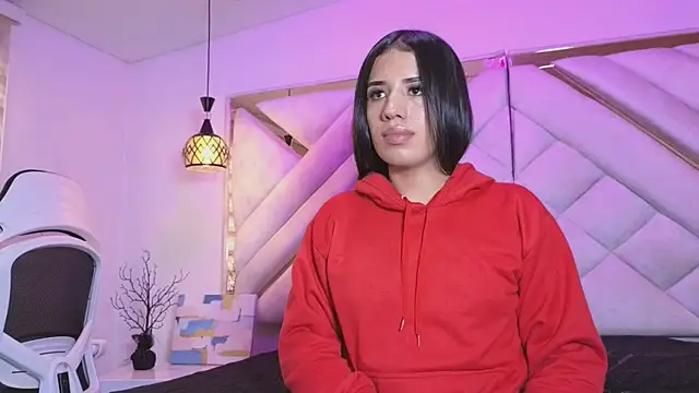 zoevg online show from 04-08-26, 12:05