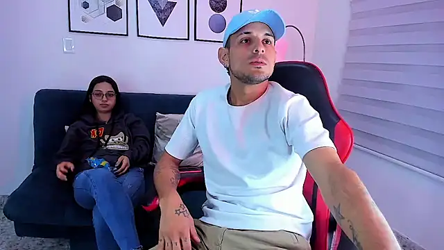 Snapshot of JACOB_RACHELL chatting on 02-03-26, 12:32 JACOB RACHELL online show from 02-03-26, 12:32