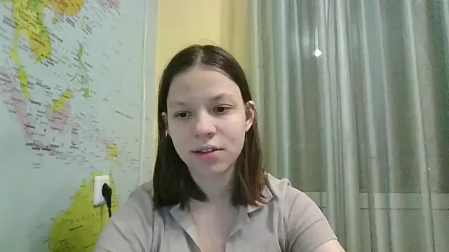 Snapshot of Paradise_Tease chatting on 02-10-26, 04:11 Paradise Tease online show from 02-10-26, 04:11