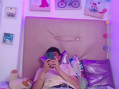 iam  lukas   online show from 01-11-26, 03:28