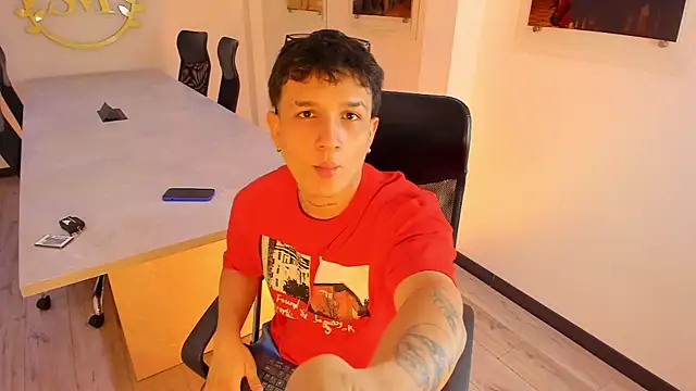 SamuParker online show from 01-16-26, 03:54