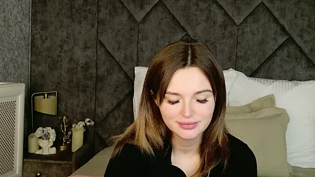 Karina Thorn online show from 02-08-26, 10:02