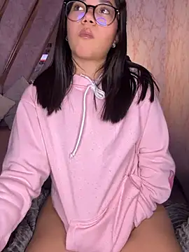  Queen love2 online show from 01-12-26, 09:20