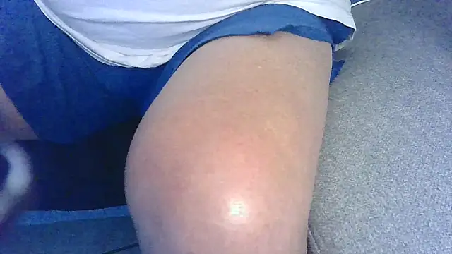 Snapshot of Fiermin19 chatting on 02-14-26, 05:10 Fiermin19 online show from 02-14-26, 05:10