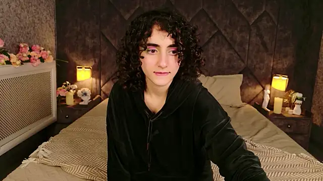 Susan Fors online show from 04-03-26, 05:49