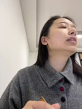 Qrooo online show from 01-16-26, 04:05