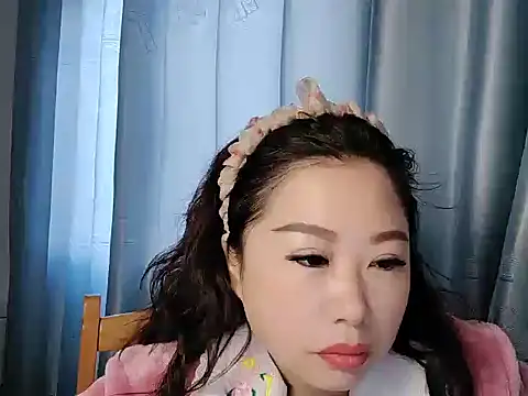 Yangyang-YY online show from 01-14-26, 03:23