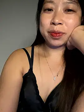 Snapshot of Mayly_lucky2 chatting on 06-10-26, 01:54 Mayly lucky2 online show from 06-10-26, 01:54