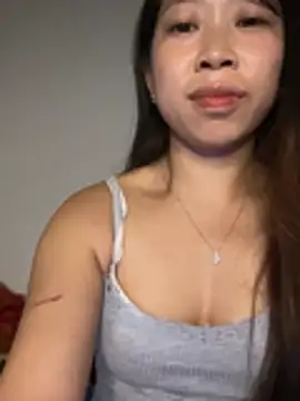 Snapshot of Mayly_lucky2 chatting on 06-12-26, 01:10 Mayly lucky2 online show from 06-12-26, 01:10