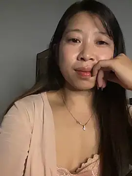 Snapshot of Mayly_lucky2 chatting on 06-20-26, 11:40 Mayly lucky2 online show from 06-20-26, 11:40