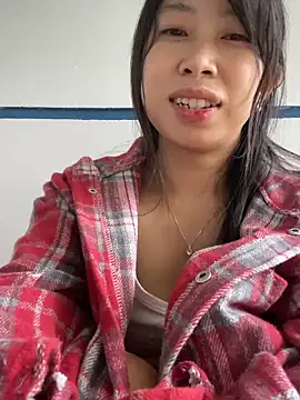 Snapshot of Mayly_lucky2 chatting on 06-30-26, 02:23 Mayly lucky2 online show from 06-30-26, 02:23