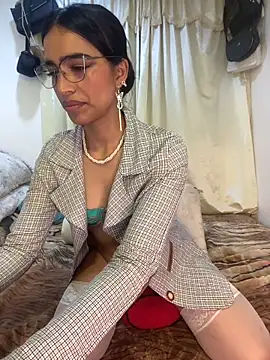 Snapshot of Mystick_ chatting on 02-01-26, 08:35 Mystick online show from 02-01-26, 08:35