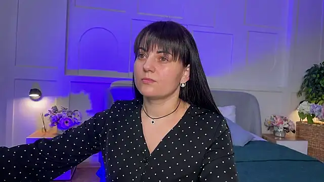  SilkyShadow  online show from 02-04-26, 01:11