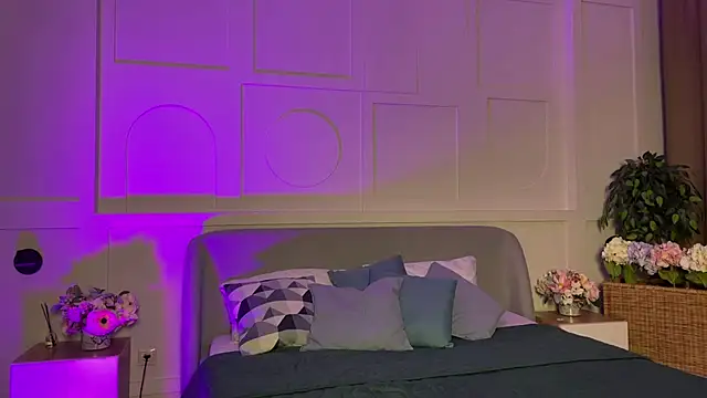  SilkyShadow  online show from 02-06-26, 01:10