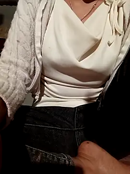 hoahong2 online show from 02-05-26, 02:43