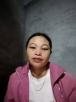 Snapshot of miray- chatting on 01-31-26, 08:29 miray- online show from 01-31-26, 08:29