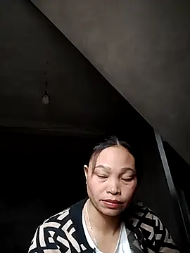 Snapshot of miray- chatting on 02-03-26, 06:40 miray- online show from 02-03-26, 06:40