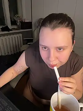 Snapshot of AnnaSeint chatting on 05-27-26, 06:49 AnnaSeint online show from 05-27-26, 06:49