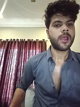 Snapshot of your_bad_boy0001 chatting on 02-12-26, 05:57 your bad boy0001 online show from 02-12-26, 05:57