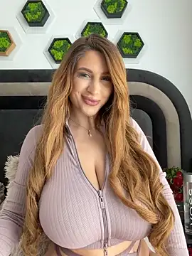 LucyBridgette online show from 06-06-26, 10:53