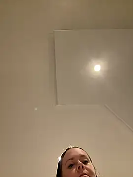 carinabro10 online show from 02-25-26, 12:37