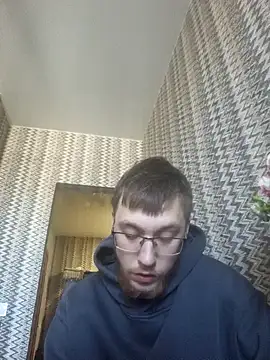 Snapshot of Dildogang chatting on 02-15-26, 08:02 Dildogang online show from 02-15-26, 08:02