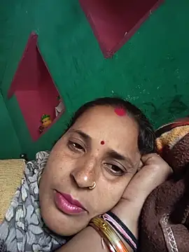 Snapshot of Reena_lodha chatting on 06-30-26, 07:42 Reena lodha online show from 06-30-26, 07:42