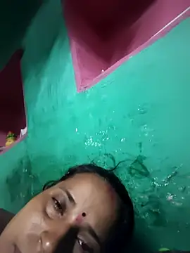 Snapshot of Reena_lodha chatting on 07-01-26, 11:15 Reena lodha online show from 07-01-26, 11:15