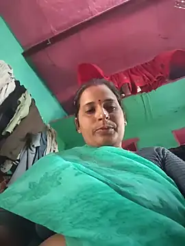 Snapshot of Reena_lodha chatting on 07-14-26, 11:16 Reena lodha online show from 07-14-26, 11:16