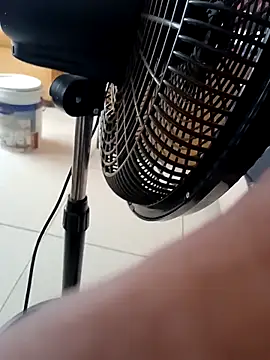 Snapshot of Winterslender chatting on 02-09-26, 11:36 Winterslender online show from 02-09-26, 11:36