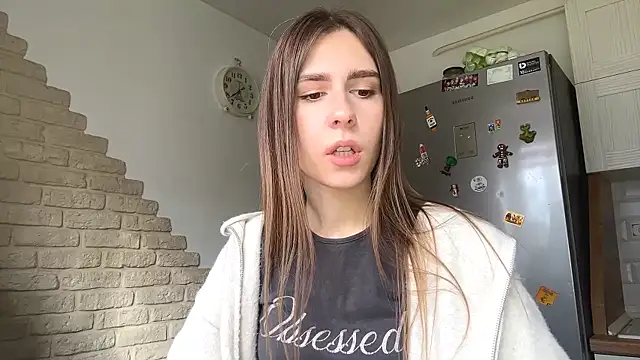 ElsieKuhlmann online show from 04-07-26, 02:06