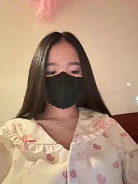 Gwen879 online show from 02-08-26, 07:56