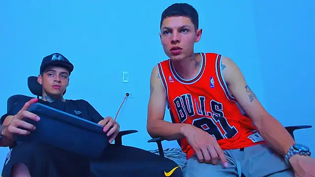 Thomas-Wil online show from 04-29-26, 07:53