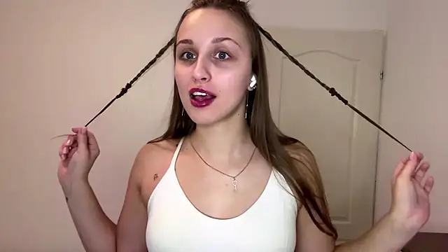 EvaRenard online show from 02-21-26, 05:03