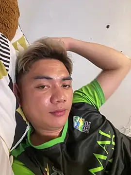 B0ricat online show from 04-05-26, 06:49