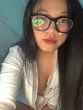 Leeeiu online show from 01-09-26, 12:52