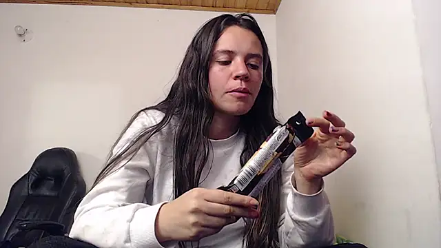 Shanel Lozano online show from 04-14-26, 02:50