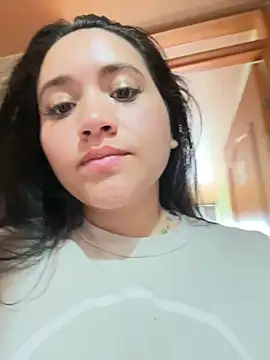 Veronica Wins  online show from 02-11-26, 07:08